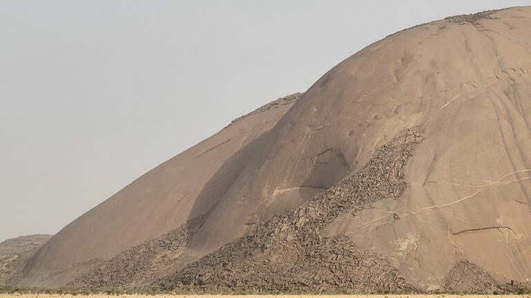 Ben Amera monolith, Mauritania